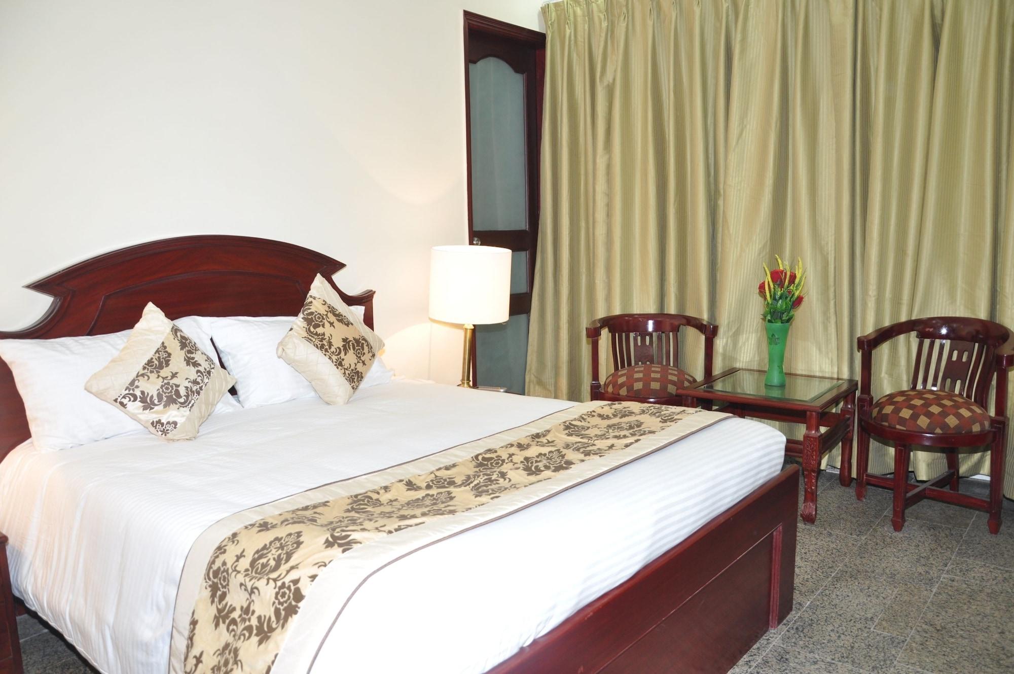 Oyo 367 Hotel Forest Green Ню Делхи Екстериор снимка