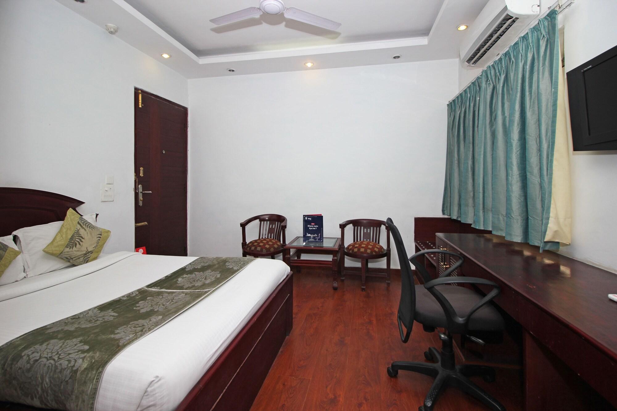 Oyo 367 Hotel Forest Green Ню Делхи Екстериор снимка