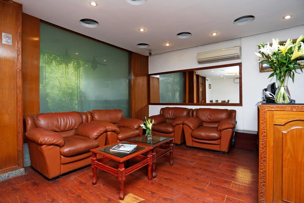 Oyo 367 Hotel Forest Green Ню Делхи Екстериор снимка